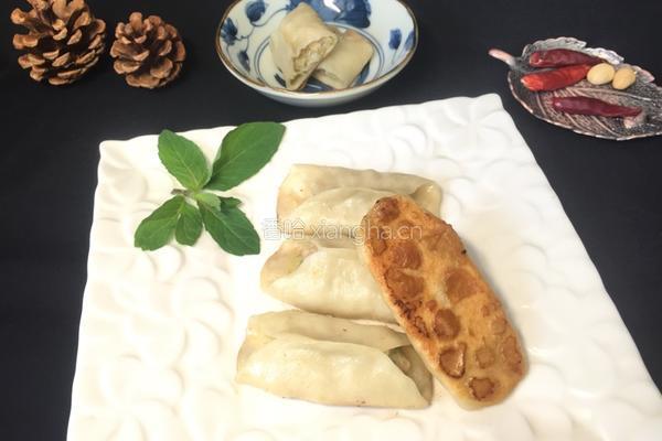 三鲜锅贴的做法图解21