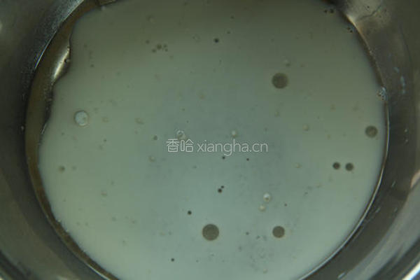 【黑色简约经典】煤炭蛋糕的做法图解4