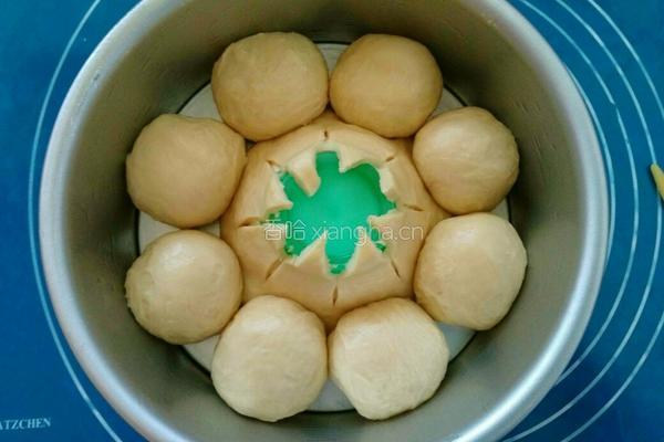 酸奶太阳花环面包的做法图解9