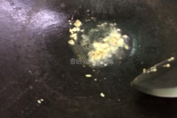 瘦肉炒草菇的做法图解3