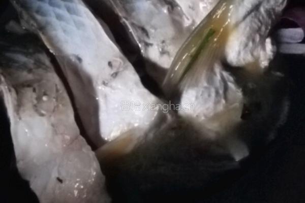 家长菜豆腐炖鱼的做法图解6
