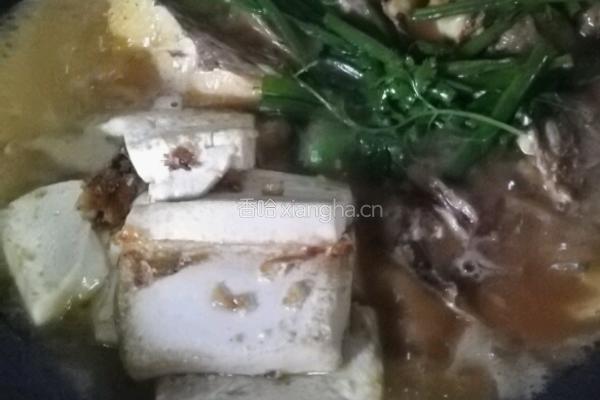 家长菜豆腐炖鱼的做法图解8