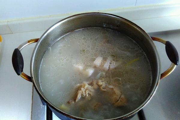 莲藕筒骨汤的做法图解6