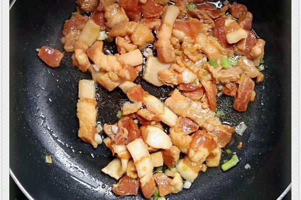 豆干炒肉的做法图解5