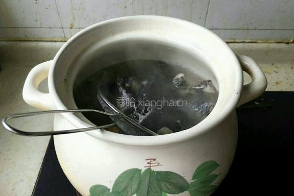 滋补乌鸡汤的做法图解10
