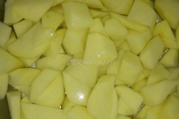 土豆胡萝卜炖牛腩?的做法图解2