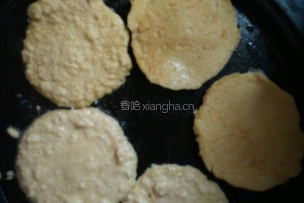 牛奶馒头鸡蛋饼的做法图解2