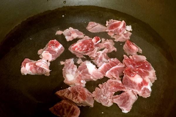 咖喱牛肉的做法图解2