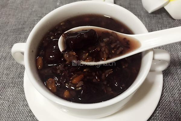 黑米红枣粥的做法图解8