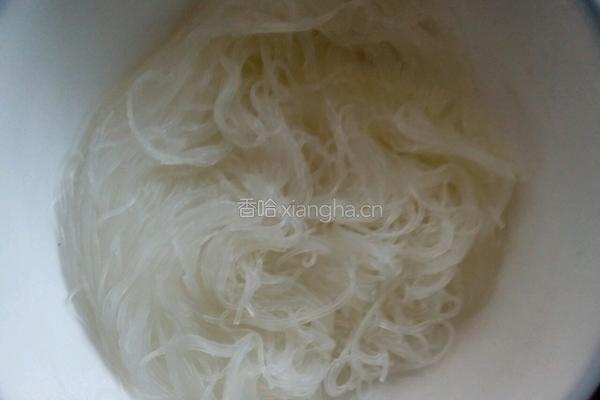 凉拌粉丝的做法图解2