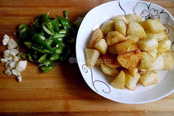 土豆烧五花肉的做法图解6