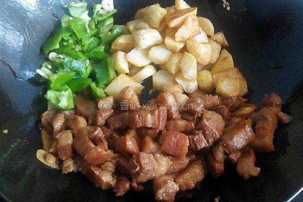 土豆烧五花肉的做法图解7
