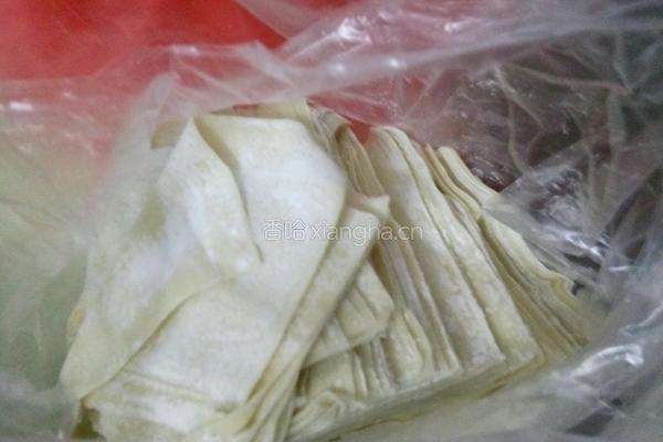 香菇猪肉饺的做法图解5