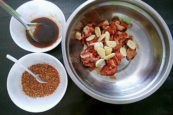 时蔬烤肉串的做法图解2