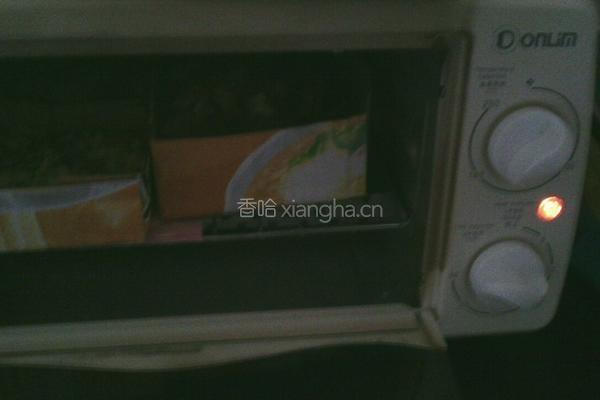 芒果粉汁奶黄平治面包布丁的做法图解4