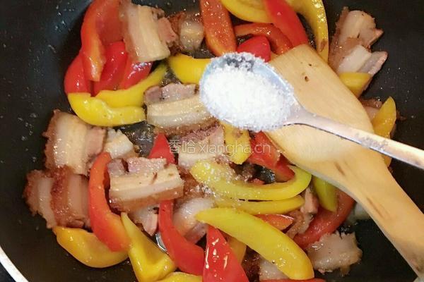 彩椒炒烧肉的做法图解5