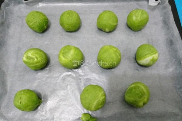 翡翠莲蓉蛋黄酥的做法图解22