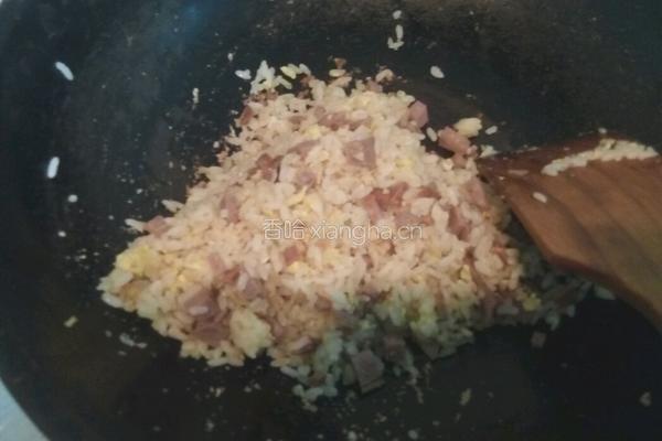 菠萝炒饭的做法图解5