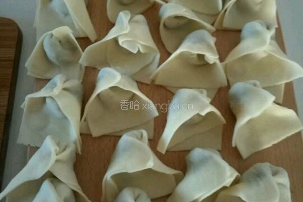 苜蓿猪肉馄饨的做法图解7