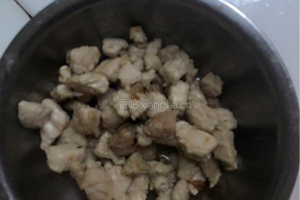 洋葱炒瘦肉的做法图解3