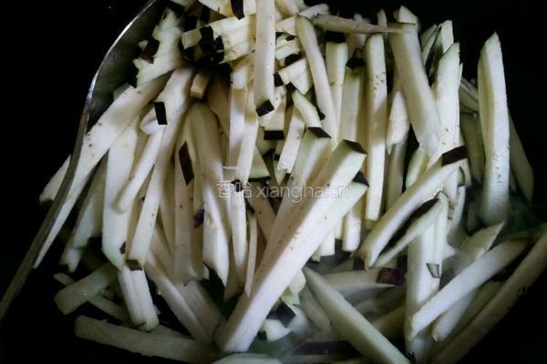 茄子土豆条的做法图解8