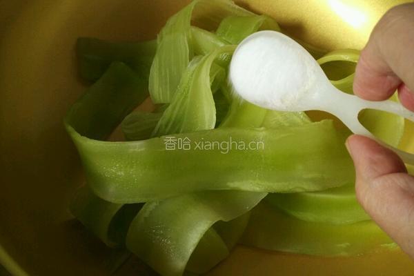 葱油莴笋的做法图解3