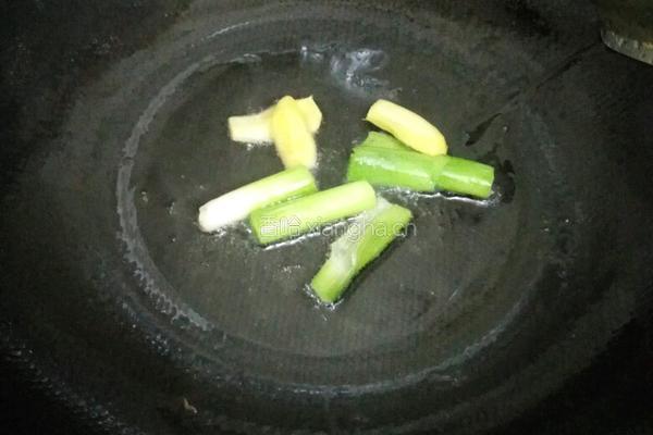 蒜苗炒牛肉的做法图解4