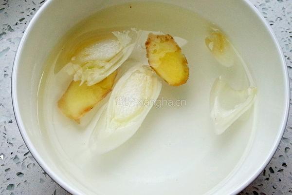 胡萝卜香菇水饺的做法图解4