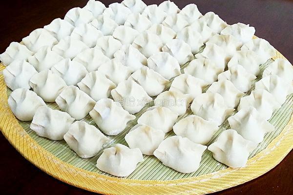 胡萝卜香菇水饺的做法图解15