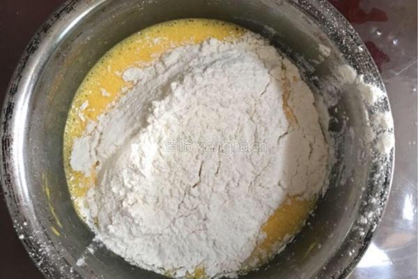 蓝莓椰蓉卷的做法图解4