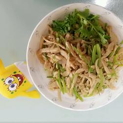 芫爆鸡丝的做法[图]