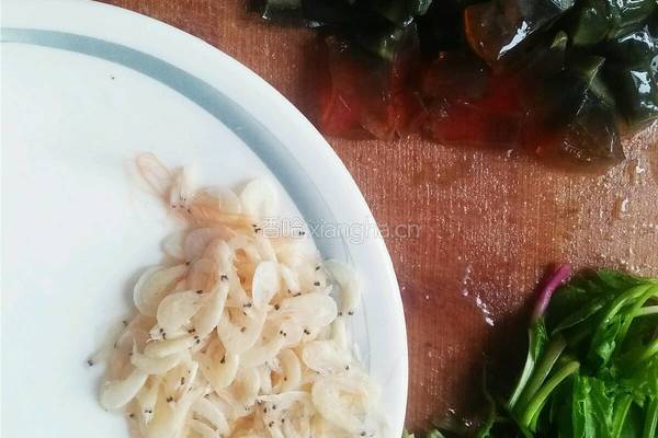 肉沫皮蛋汤的做法图解3