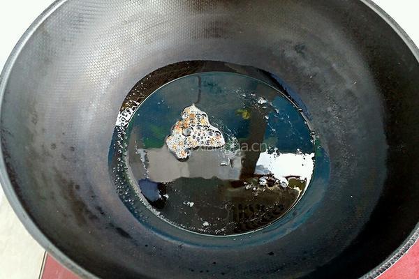 番茄土豆烧牛腩的做法图解4