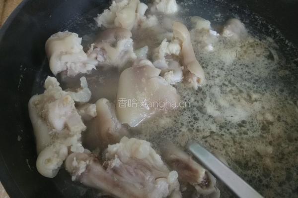 红烧猪蹄的做法图解3