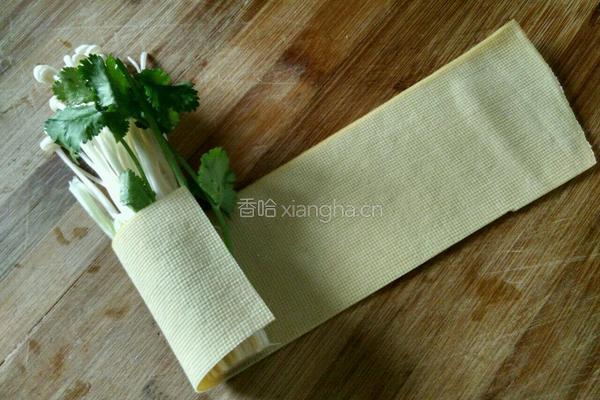 干豆腐卷金针菇的做法图解4