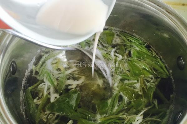 莼菜银鱼羹的做法图解6