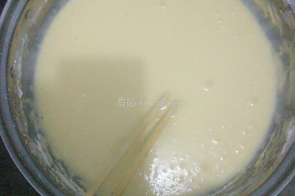 火腿韭菜鸡蛋饼。的做法图解1
