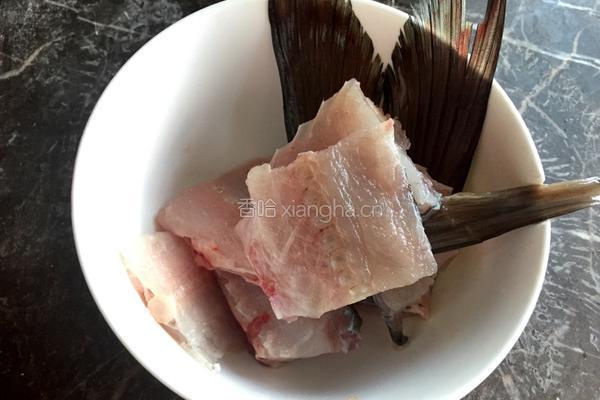 酸菜鱼的做法图解4