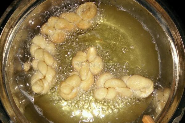 软炸麻花之泡打粉系列的做法图解6