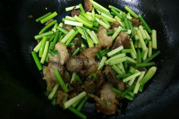蒜苔炒肘花肉的做法图解7
