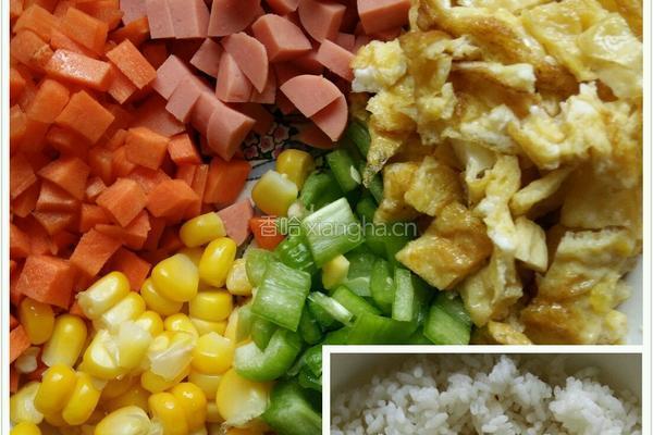 老干妈蛋炒饭的做法图解1