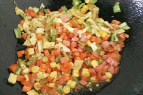 老干妈蛋炒饭的做法图解2