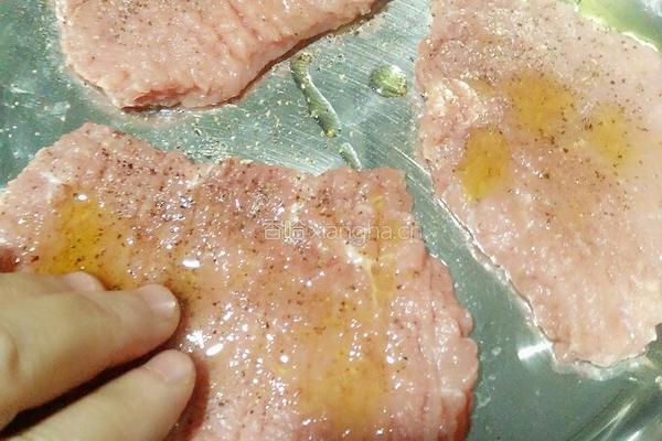 香煎黑胡椒牛排的做法图解6