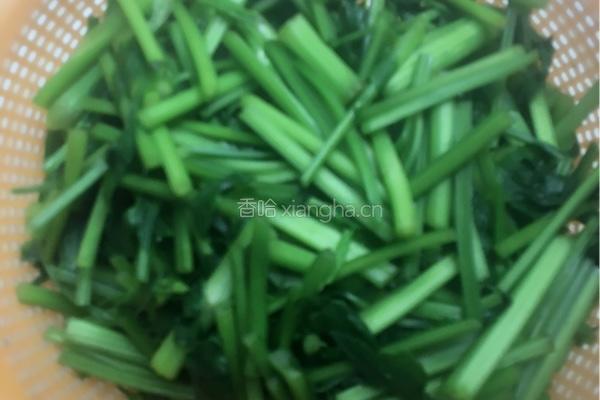 清炒水芹的做法图解4