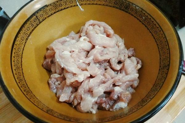 糖醋里脊的做法图解2