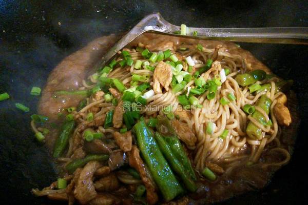 鸡丝豆角焖面的做法图解12