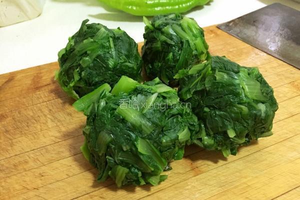 小白菜烩豆腐的做法图解2