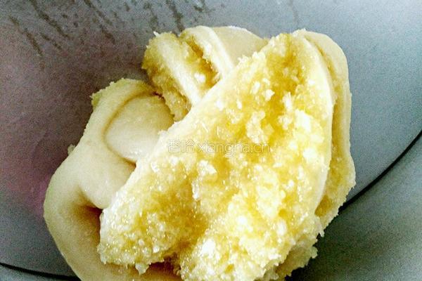椰蓉面包的做法图解10