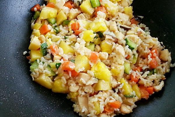 菠萝鸡丁炒饭的做法图解9