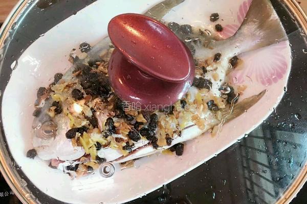 豆鼓蒸仓鱼的做法图解8